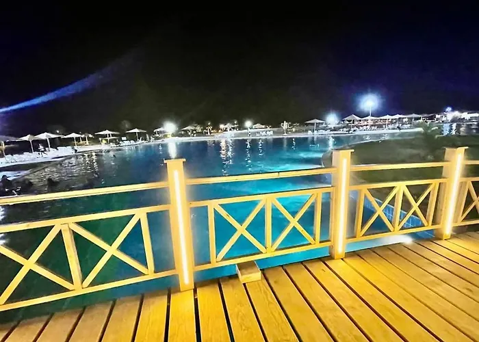 ثلاث غرف مكيف ومجهز بالكامل